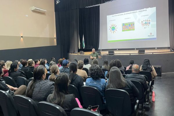 Corbélia sedia capacitação regional para Agentes Comunitários de Saúde
